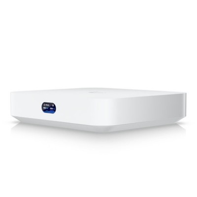 Ubiquiti UCG-Ultra Cloud Gateway Ultra 1-WAN Port 1/2.5GbE, 4-LAN  Port 1GbE Load Balancing Support, 30+ UniFi Network devices, USB-C powered (adapter included)